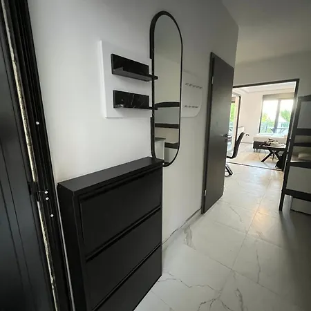Ivana Black & White Apartments - Marusici Marusici  Extérieur photo