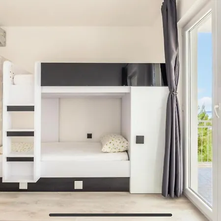 Ivana Black & White Apartments - Marusici Marusici  Extérieur photo