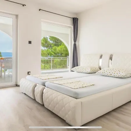 Ivana Black & White Apartments - Marusici Marusici  Extérieur photo