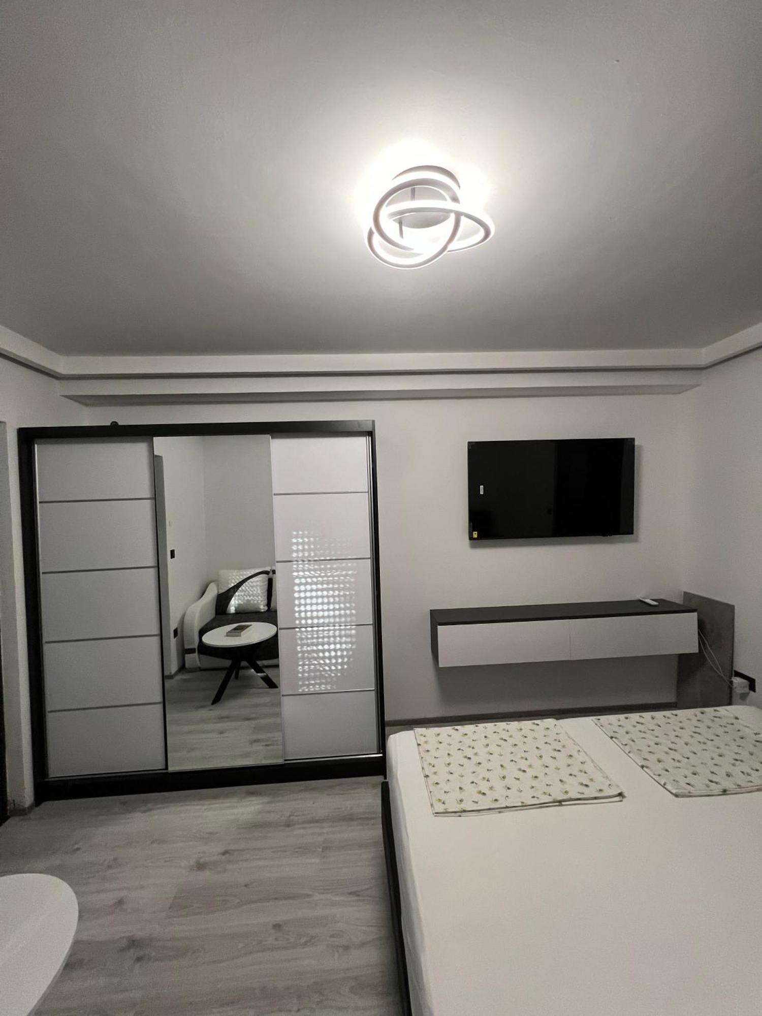 Ivana Black & White - Marusici Apartment Marusici (Split-Dalmatia)